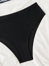 Cargar imagen en el visor de la galería, Set de 2 piezas de traje de baño tipo tankini con raya blanca y negra, acolchado y push-up