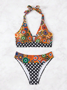 Conjunto de bikini de talla grande con estampado de lunares para verano en la playa