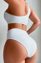 Cargar imagen en el visor de la galería, Conjunto de bikini de un hombro con decoración de flores