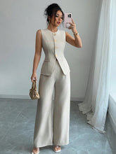 Cargar imagen en el visor de la galería, Conjunto casual elegante con botones