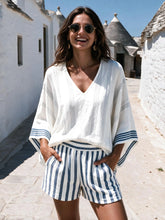 Cargar imagen en el visor de la galería, Conjunto de 2 piezas de verano con estampado de lino a rayas azul y blanco para mujer, top de manga de murciélago holgado y shorts, conjunto casual estilizante