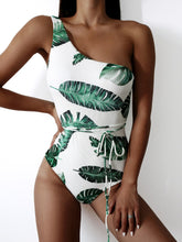 Cargar imagen en el visor de la galería, Ba&ntilde;ador una pieza con un hombro tropical  L / Verde  Caribe Beachwear