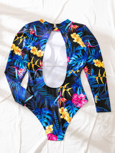 Ba&ntilde;ador una pieza tropical    Caribe Beachwear