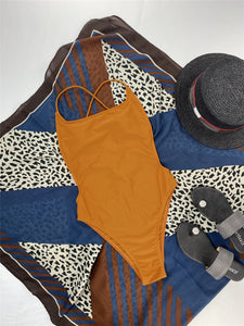 Ba&ntilde;ador una pieza con abertura  L / Amarillo Mostaza  Caribe Beachwear