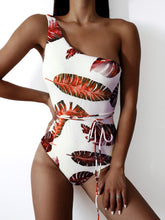 Cargar imagen en el visor de la galería, Ba&ntilde;ador una pieza con un hombro tropical  L / Multicolor  Caribe Beachwear